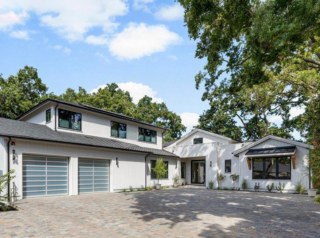  Bespoke Design Meets  Elevated New Construction